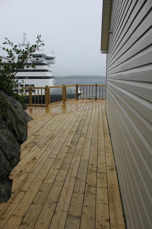Starboard Side Guest House Channel-Port aux Basques Eksteriør bilde